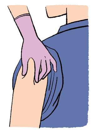 三角筋を軽くつまむ