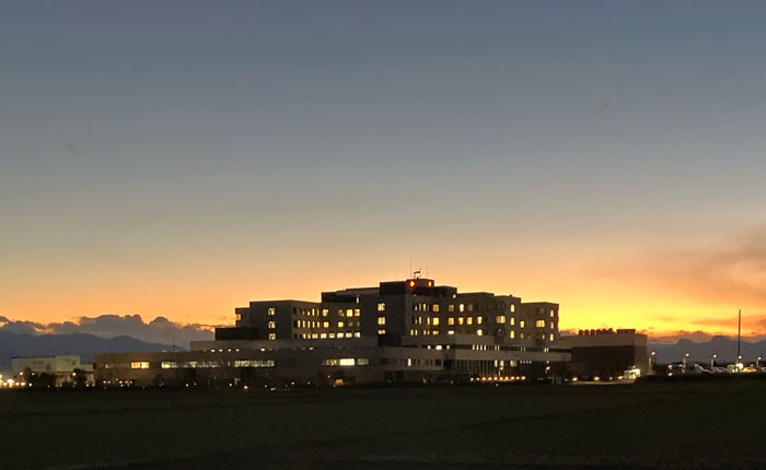前橋赤十字病院と夕焼け